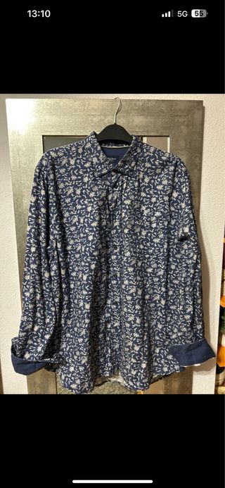 Camisa Pepe Jeans azul y estampada