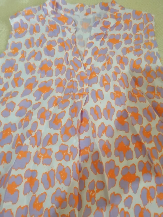 Camisa sin mangas estampado animal print