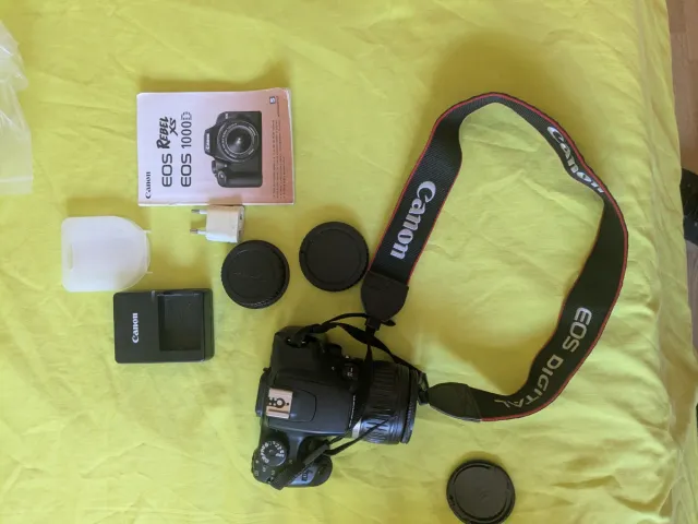 Fotocamera Canon EOS Nera