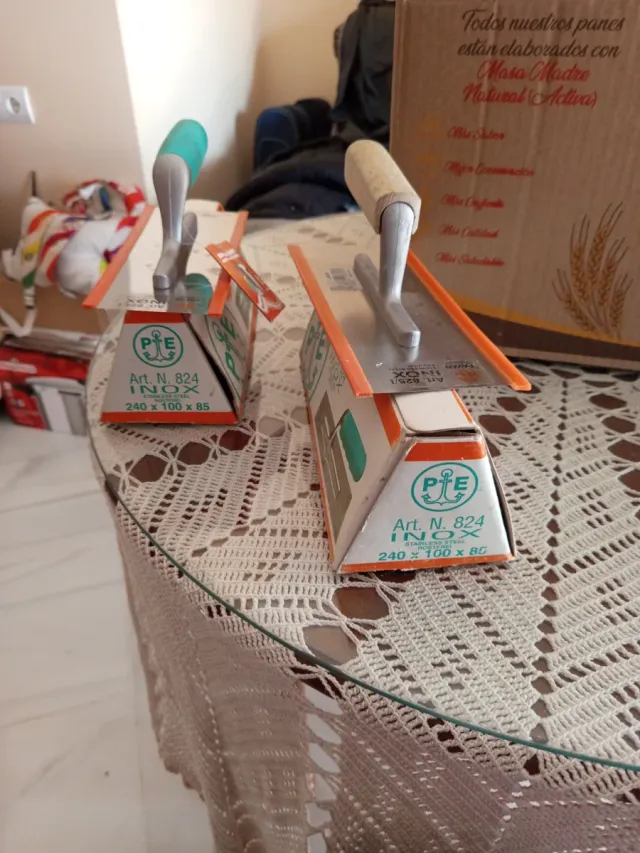 Plana para estuco PE 824/5 INOX