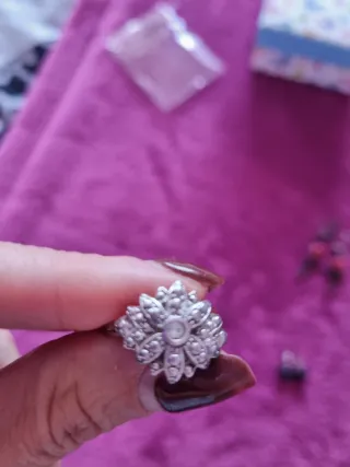 Lote bisutería: pendientes, anillos y más