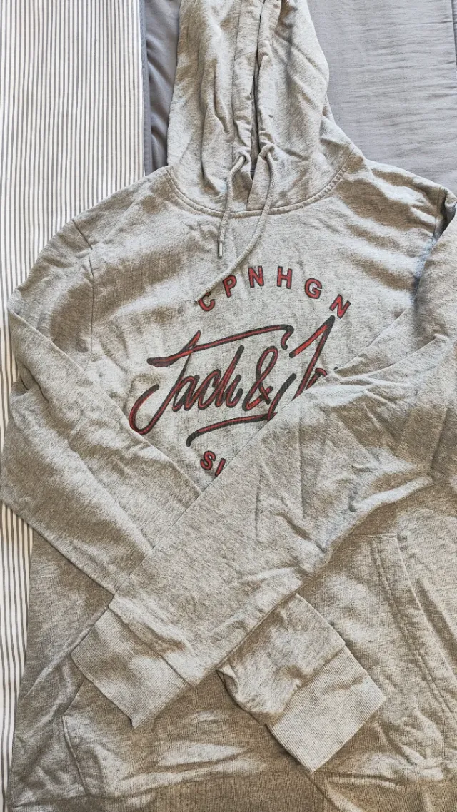 Sudadera Jack & Jones gris