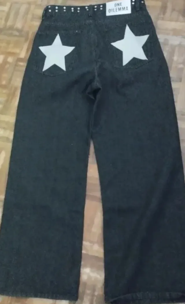 Pantalones ONE DILEMMA negros con tachuelas