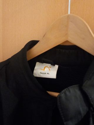 Chaqueta de moto negra