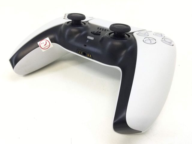Controle Sony DualSense PS5 Preto e Branco
