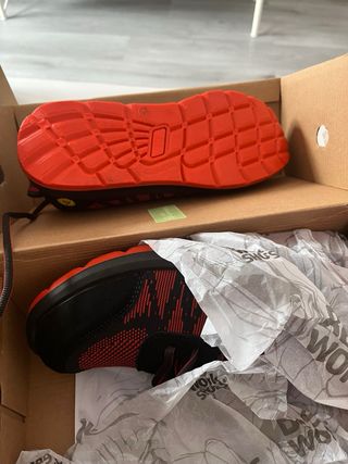 BEE WORK Zapato Seguridad Indra Red S1P SRC Ligero