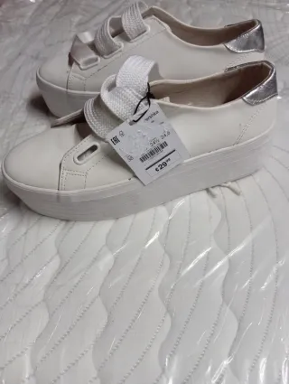 Zapatillas Bershka Talla 38 Plataforma