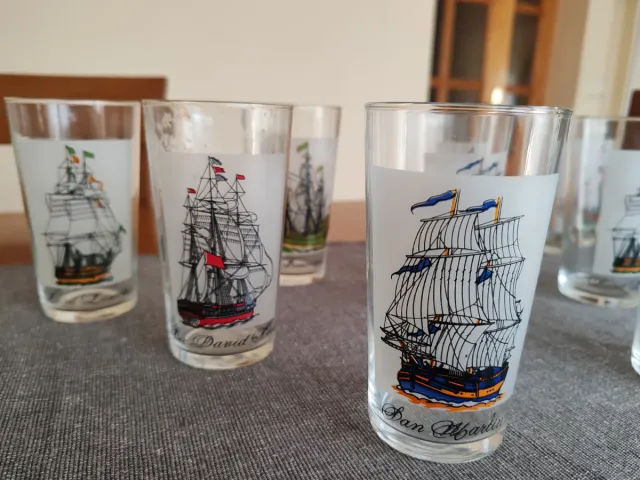 9 Vasos de cristal decorados con barcos + Regalo