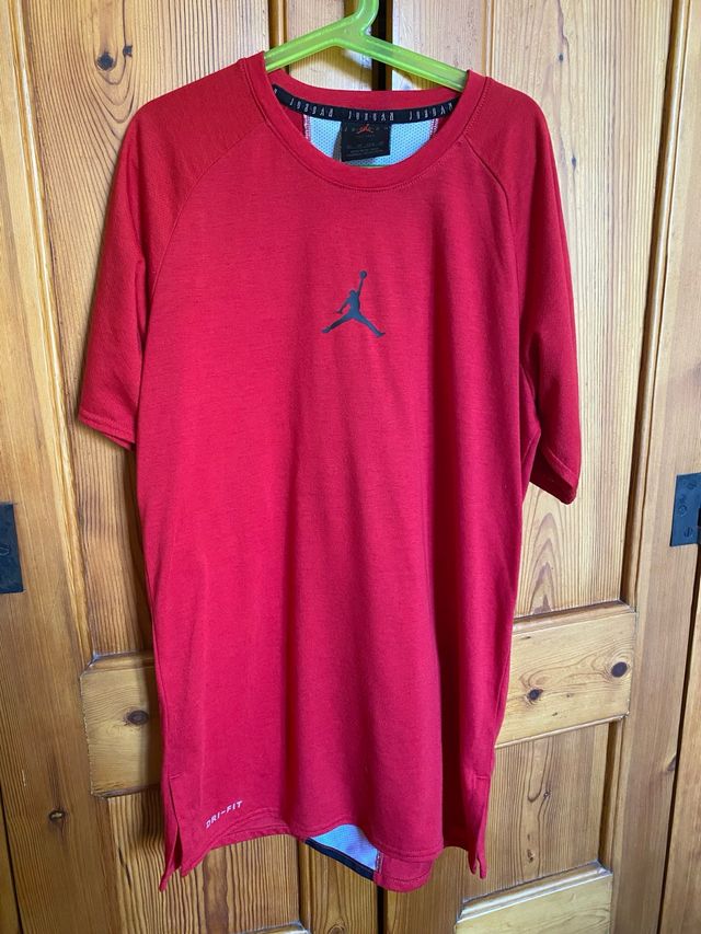 Camiseta Jordan Roja