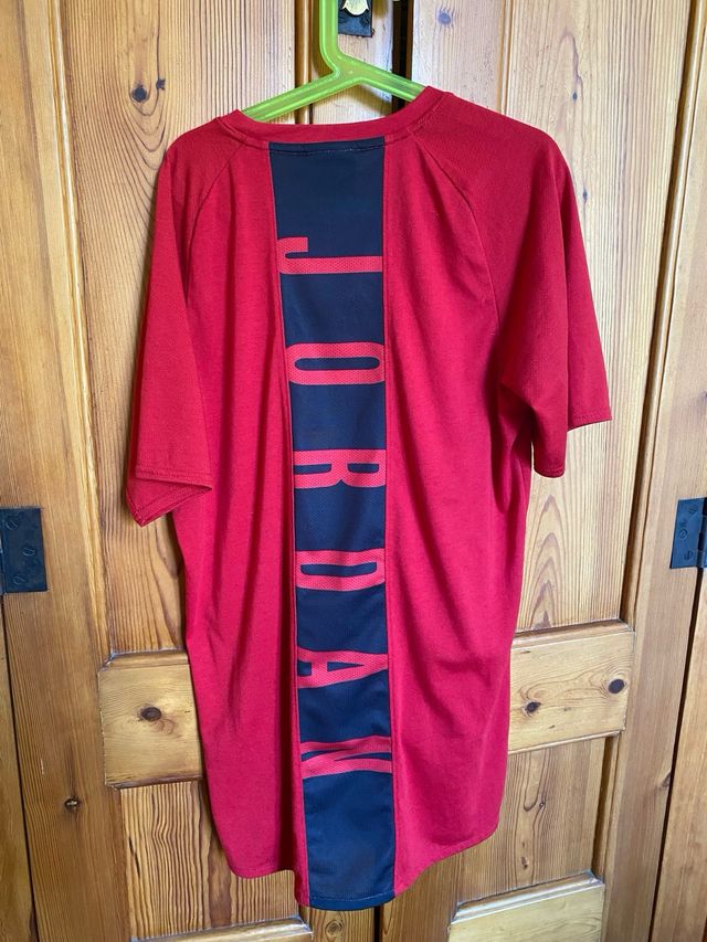 Camiseta Jordan Roja