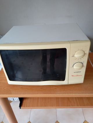 Microondas Moulinex Compact