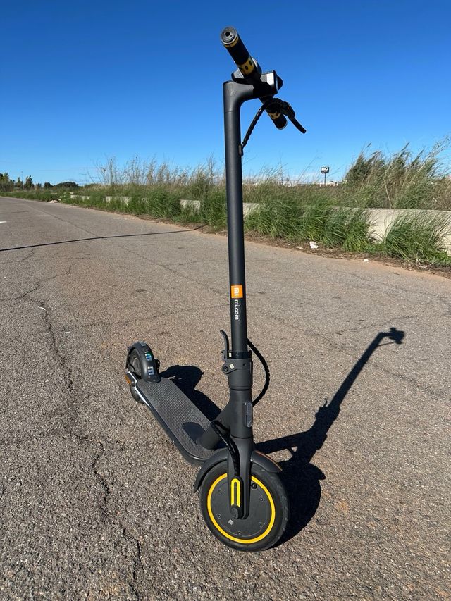 Patinete Eléctrico Xiaomi Essential