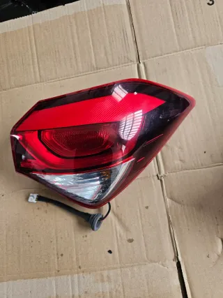 Piloto trasero derecho Hyundai i20 2016