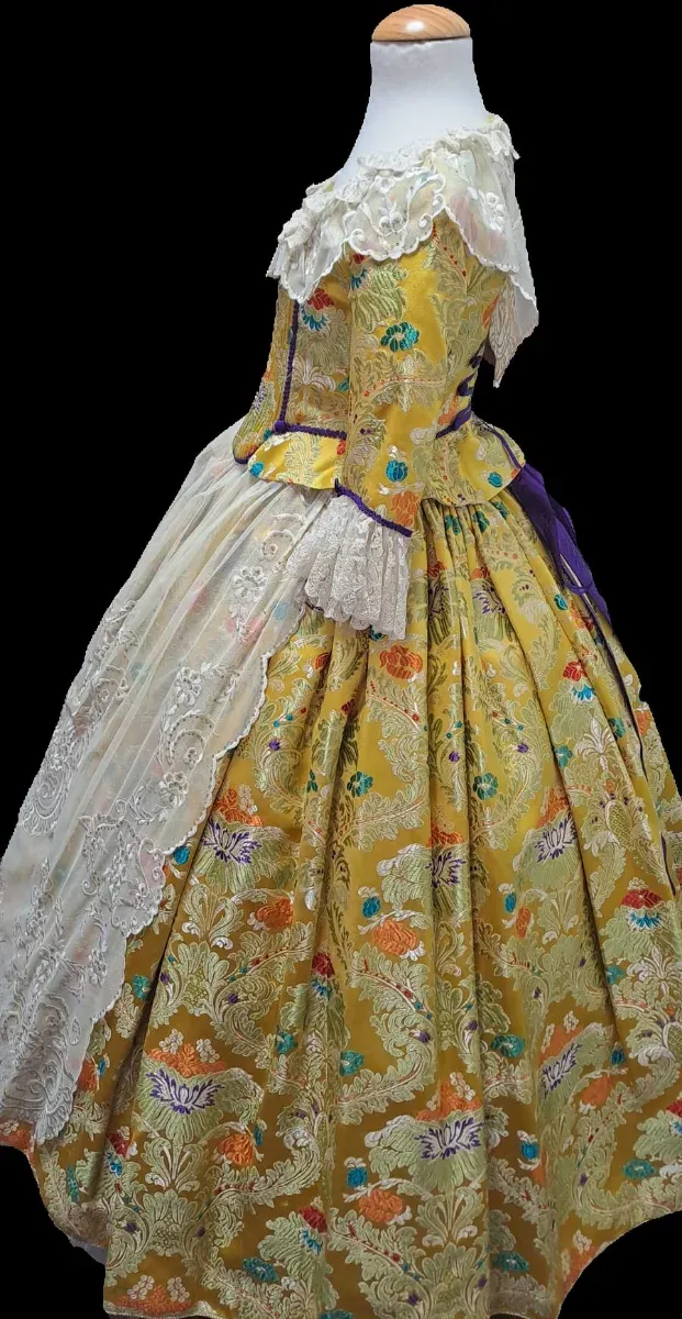 Traje de Fallera Amarillo