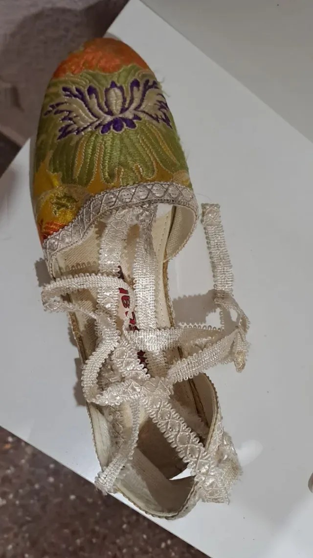 Traje de Fallera Amarillo