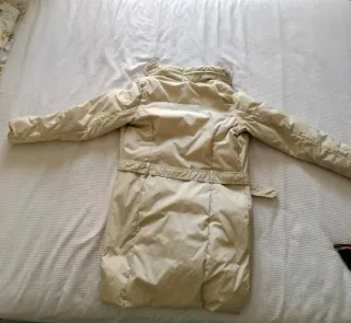 Chaqueta Bershka Plumas Beige Talla M