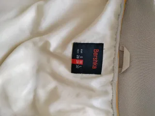 Chaqueta Bershka Plumas Beige Talla M