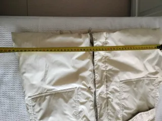 Chaqueta Bershka Plumas Beige Talla M