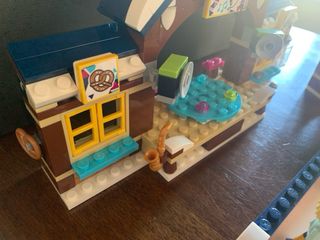 Lego 41322 - Snow Resort Ice Rink
