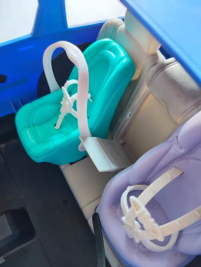 Coche Barbie Volvo Happy Family Azul de 2002