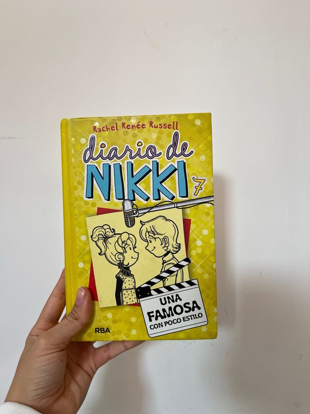 Diario de Nikki 7 - Una famosa con poco estilo:...