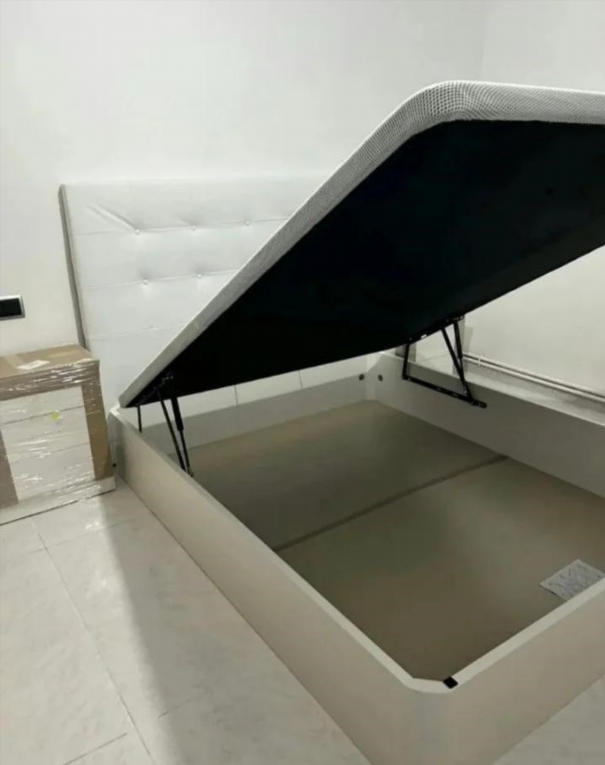 Canapés y colchones a estrenar – pago al recibir