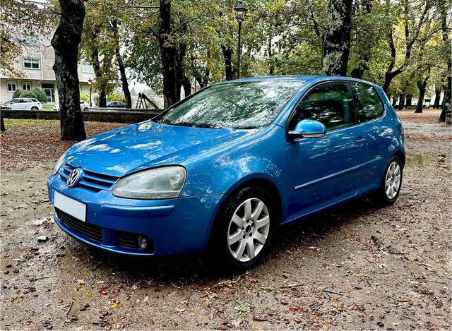 Volkswagen Golf V 1.9 TDI 105cv