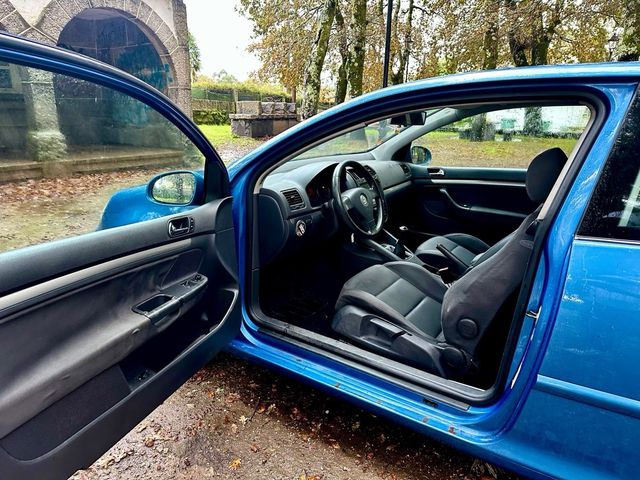 Volkswagen Golf V 1.9 TDI 105cv