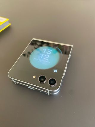 Samsung Galaxy Z Flip 5 Argento