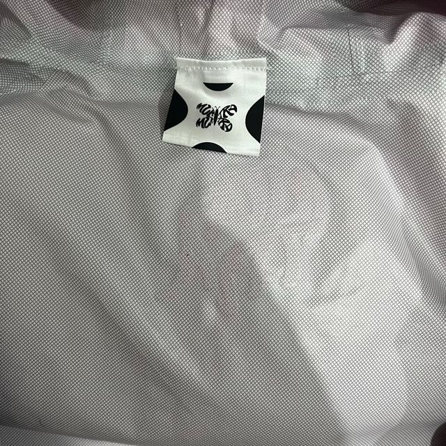 Chaqueta Mertra Rosa con Logo