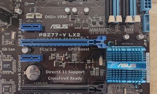 Placa Base ASUS P8Z77-V LX2