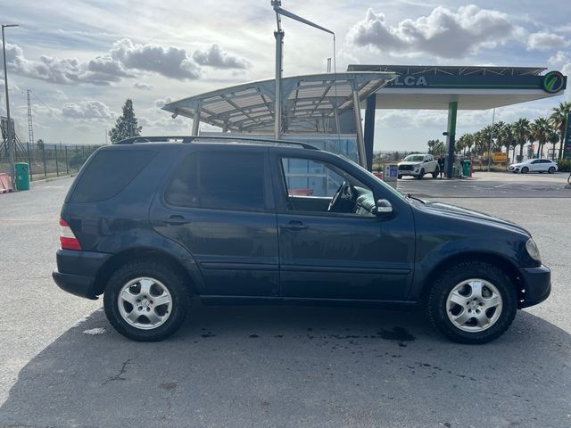 Mercedes-Benz Clase M 2003