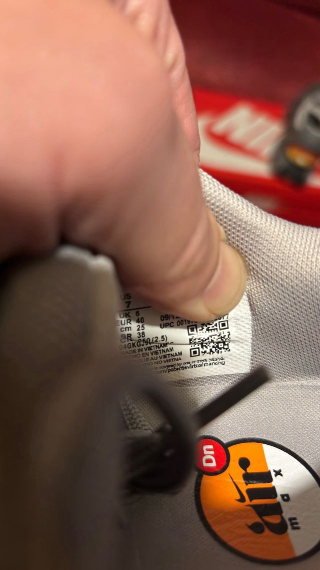 Nike Air Max DN Gris Naranja