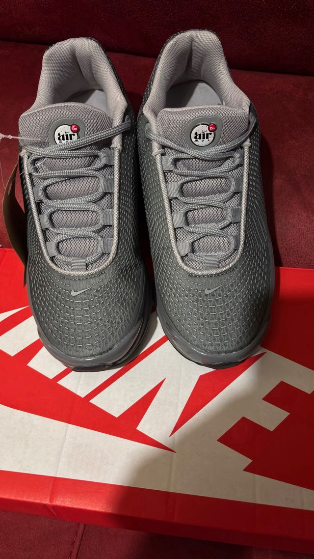 Nike Air Max DN Gris Naranja