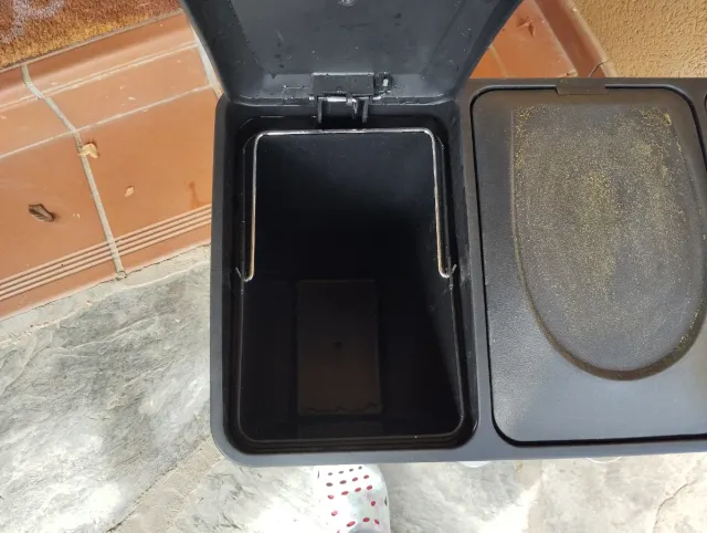 Cubo Reciclagem Songmics 54L 3 Seções