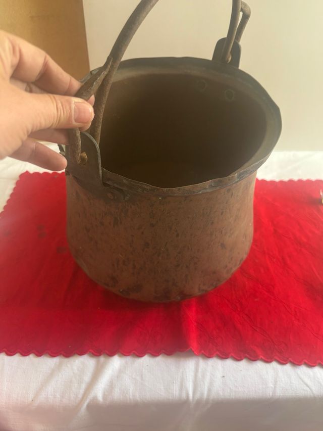 Antico paiolo in rame