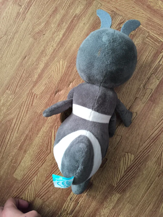 Peluche Hormiga Gris