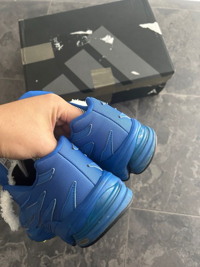 Sneakers Adidas Orketro Royal Blue With Fuzzy Lace