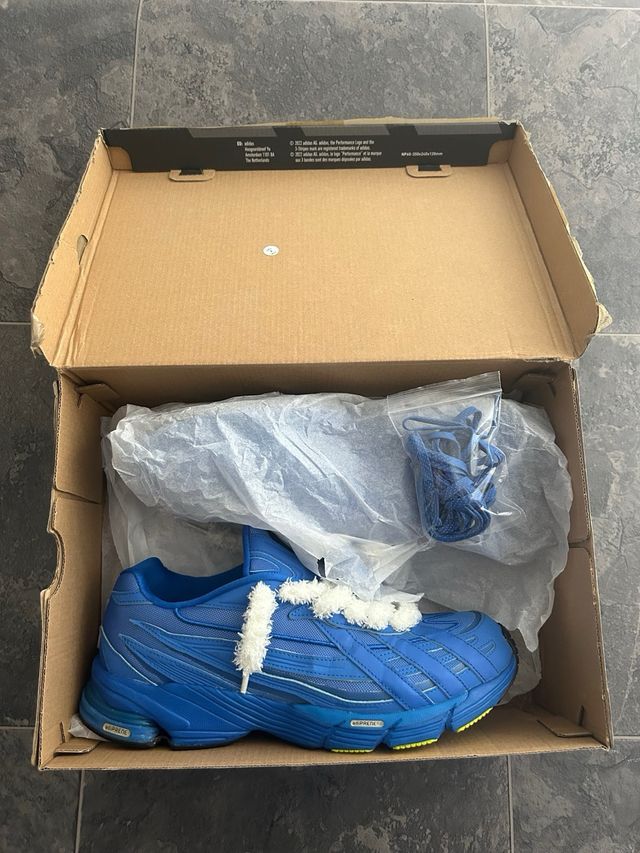 Sneakers Adidas Orketro Royal Blue With Fuzzy Lace