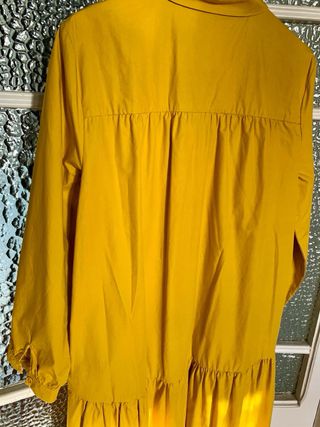Vestido ZARA Mostaza Talla L