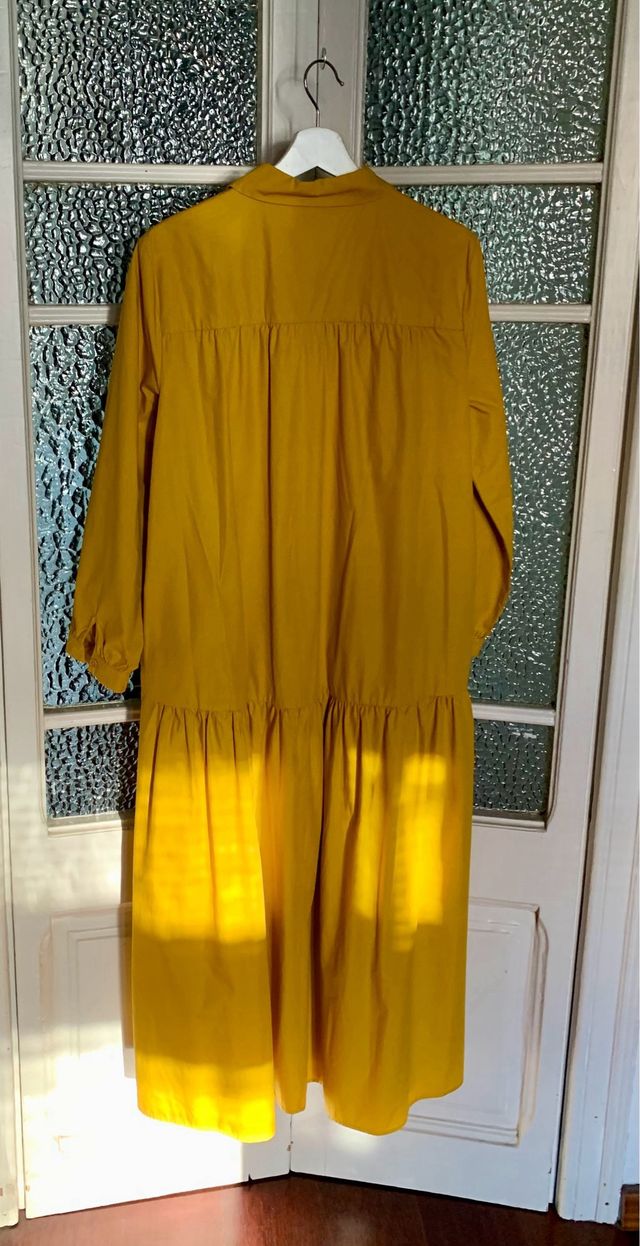 Vestido ZARA Mostaza Talla L