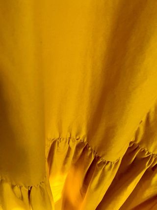 Vestido ZARA Mostaza Talla L