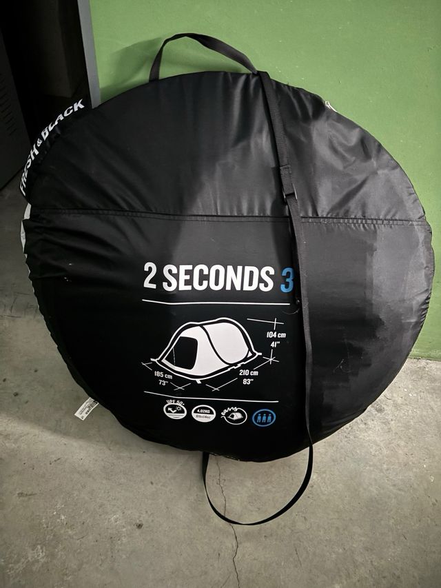 Tienda de campaña 2 Seconds 3 Fresh&Black