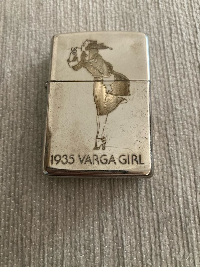 Zippo con caja 1935 Varga Girl Coleccionista