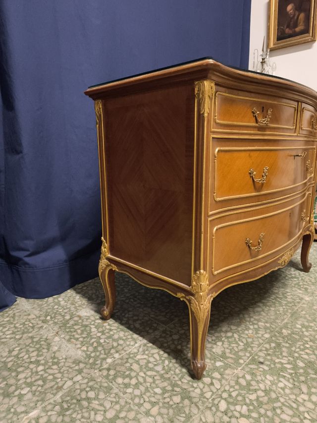 Cómoda antigua Los Certales