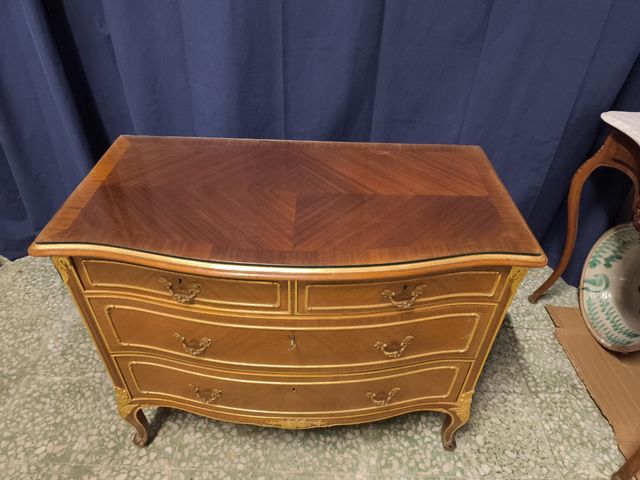 Cómoda antigua Los Certales