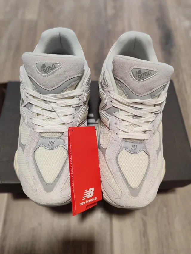 New Balance 9060 Gris