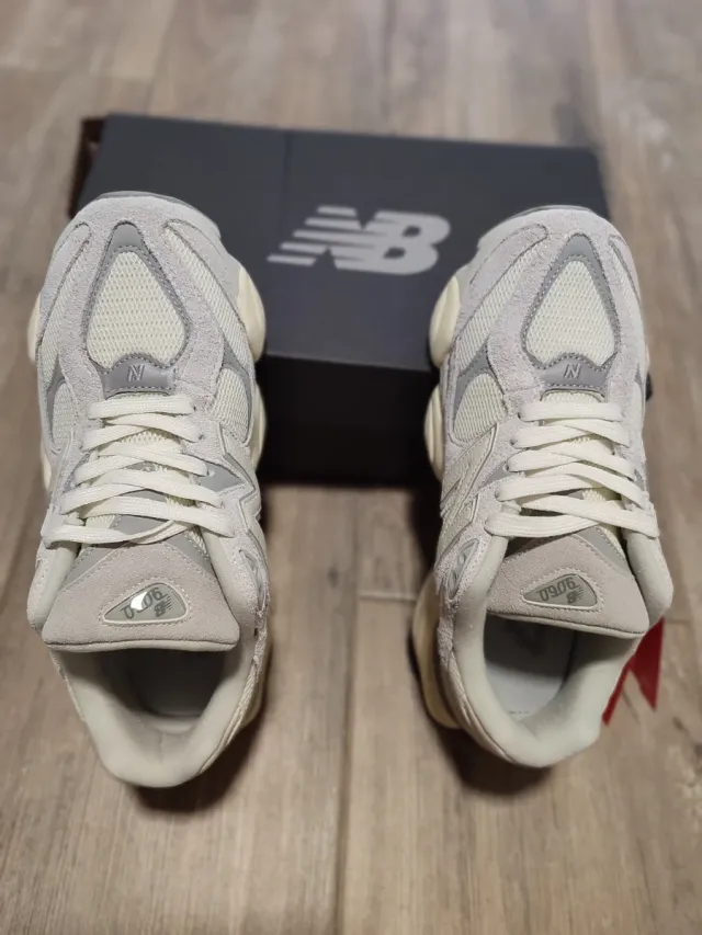 New Balance 9060 Gris