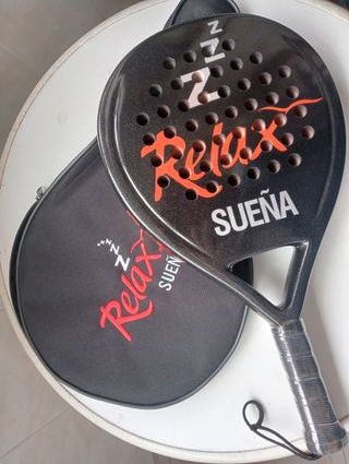 Pala Pádel Squatter Negra con Funda