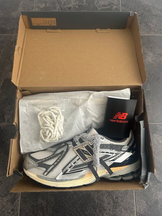 Sneakers New Balance 1906A Explosion Fuzzy Laces